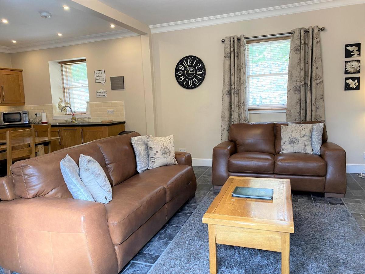 Cherry Blossom Cottage Cupar Exterior photo